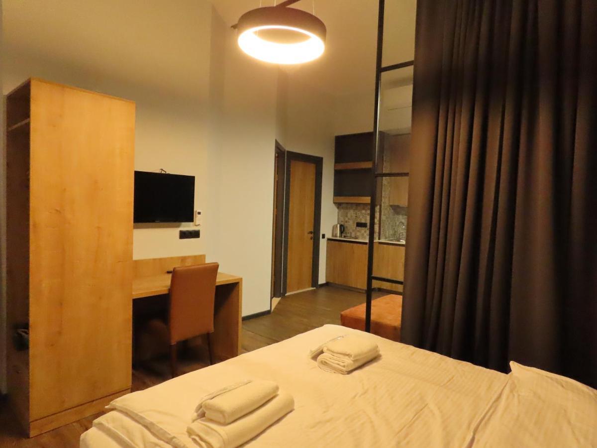 2Br Loft Apartment Near Liberty Square ティビリシ エクステリア 写真